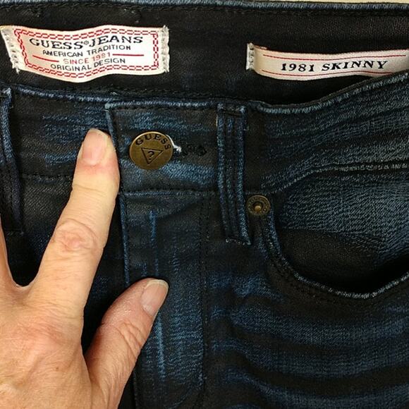Guess 1981 Skinny Coated Jeans with Charm size 23 - Picture 4 of 8